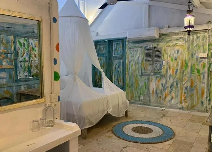 One Wave Surf House * ウルワツ